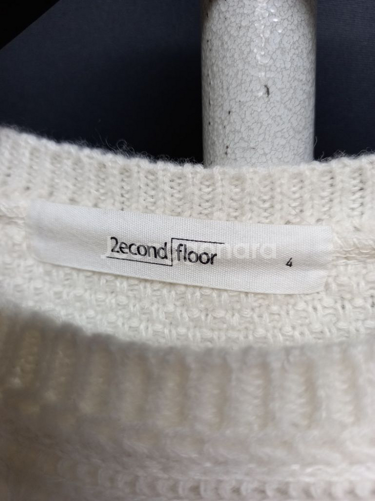 세컨플로어 춘추동 루즈핏 니트 스웨터 66--7