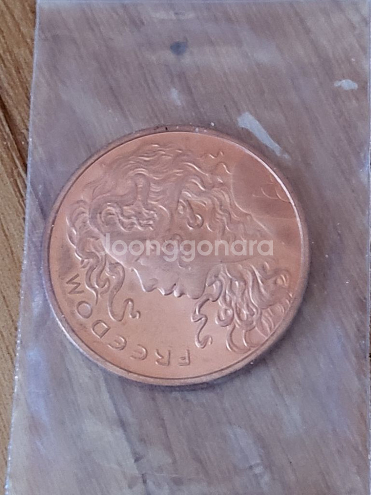 한국 2002년 100원 미사용 NGC67등급(급처 )--2
