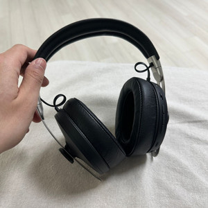 젠하이저 Momentum 3 Wireless S급