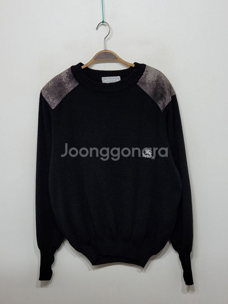 (XL) 버버리 니트 블랙 가죽패치 스웨터 영국판--0