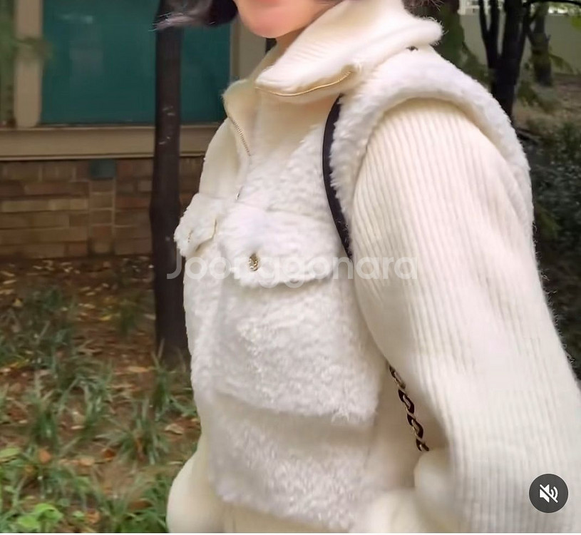 새상품 바이쑨 겨울자켓팝니다 66반까지 가능해요--1