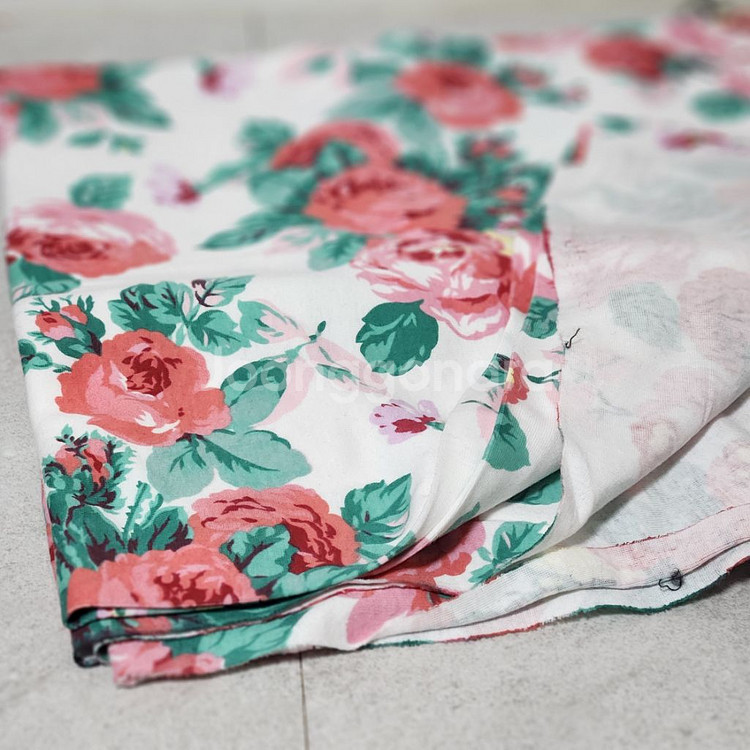 의류제작용 원단 일괄 판매(뽀글이,누빔,모직 포함)--0