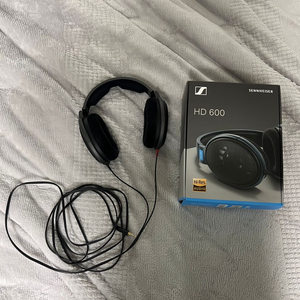 젠하이저 hd600 판매합니다!