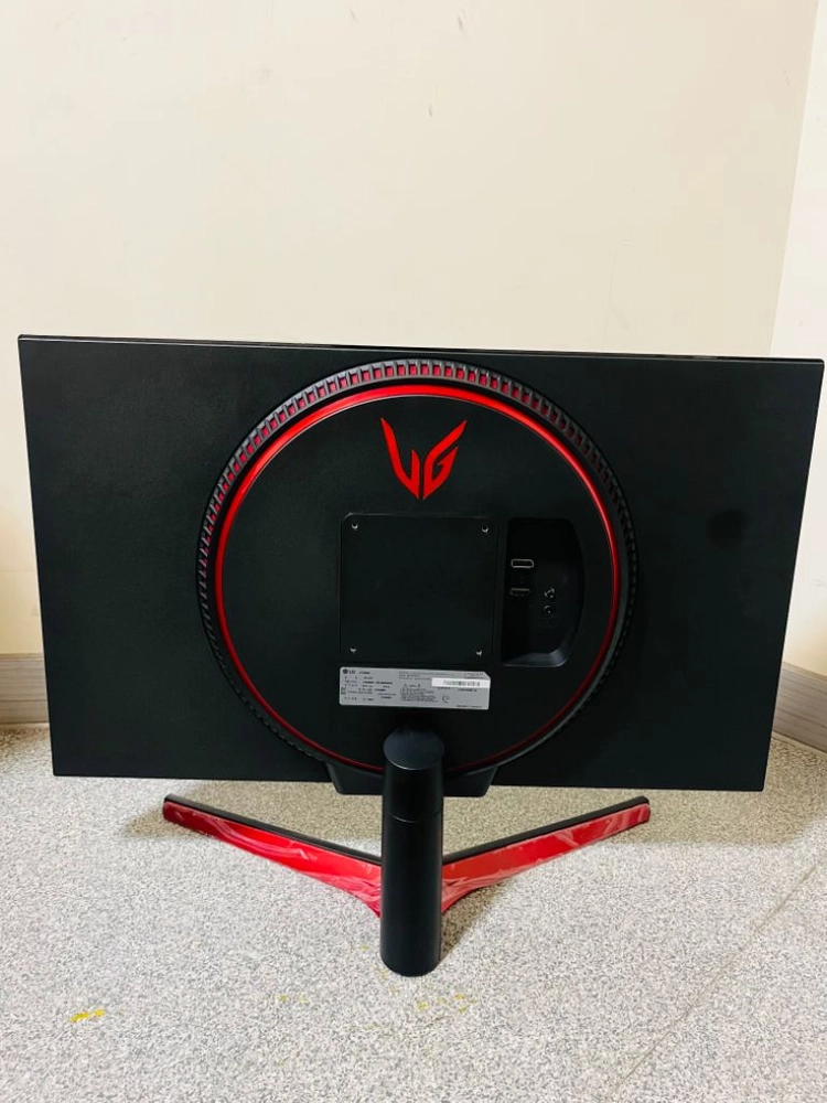 lg 27인치 144hz 모니터 팝니다. (택포함) 이미지