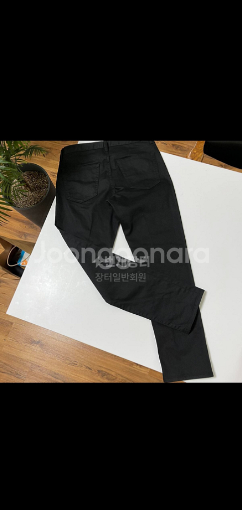 유니클로 셀비지 데님 블랙 (32) 택 없는 새상품--1