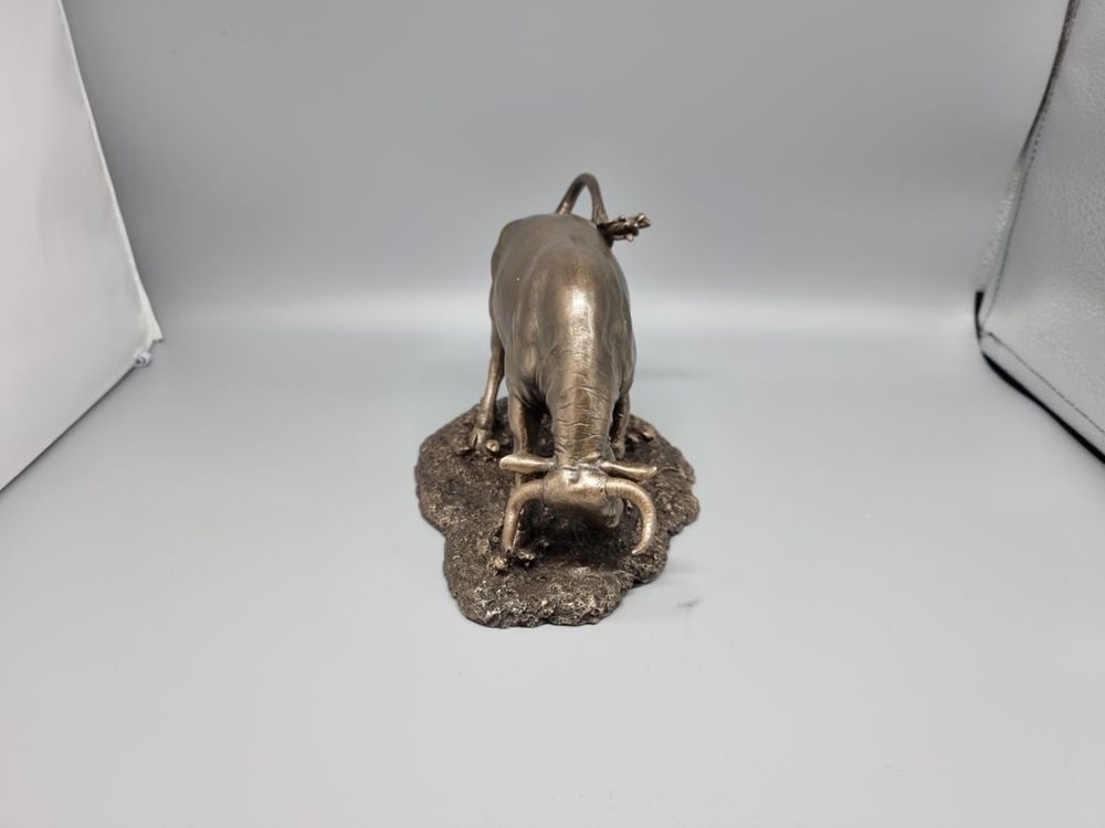 디테일 들소 인테리어 장식소품.--3