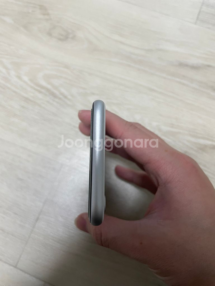 아이폰 se2 128기가--4