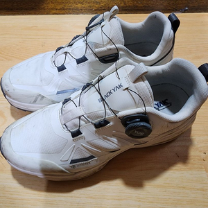 정품 블랙야크 운동화