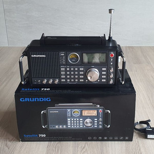 그룬딕 단파수신기 SATELLIT750