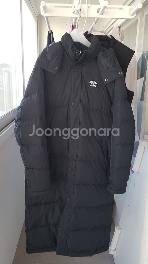 엄브로 롱패딩 XL 105--0