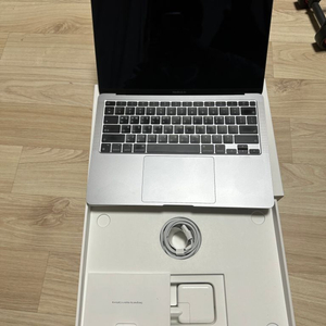 맥북 에어 M1 13인치 16gb 512ssd 스그