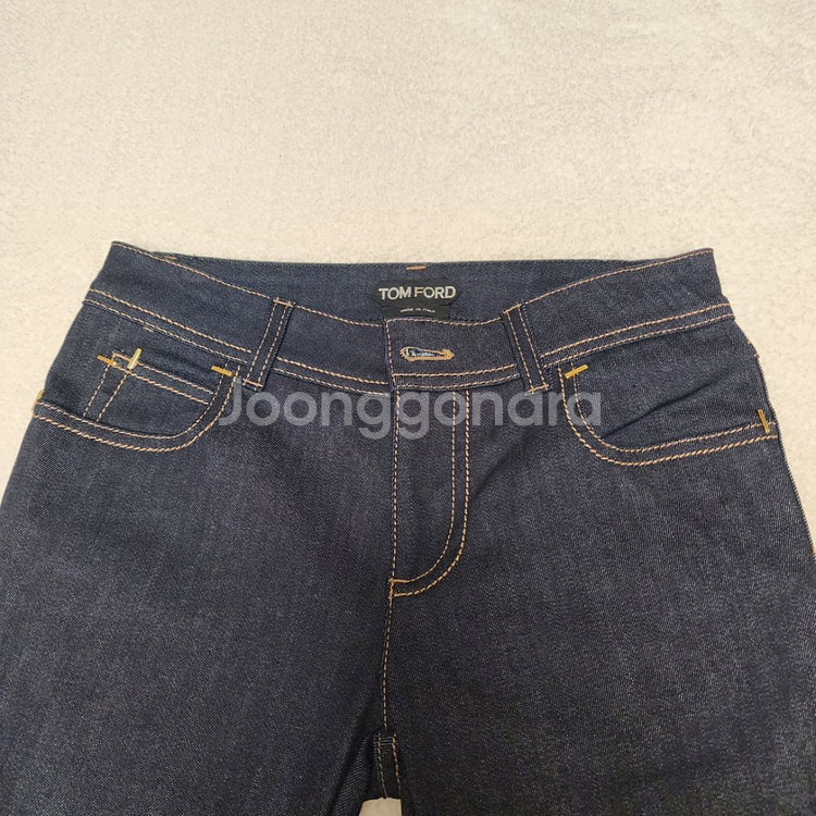 새상품 톰포드14진청바지 25size 갤러리아명품관구입--2