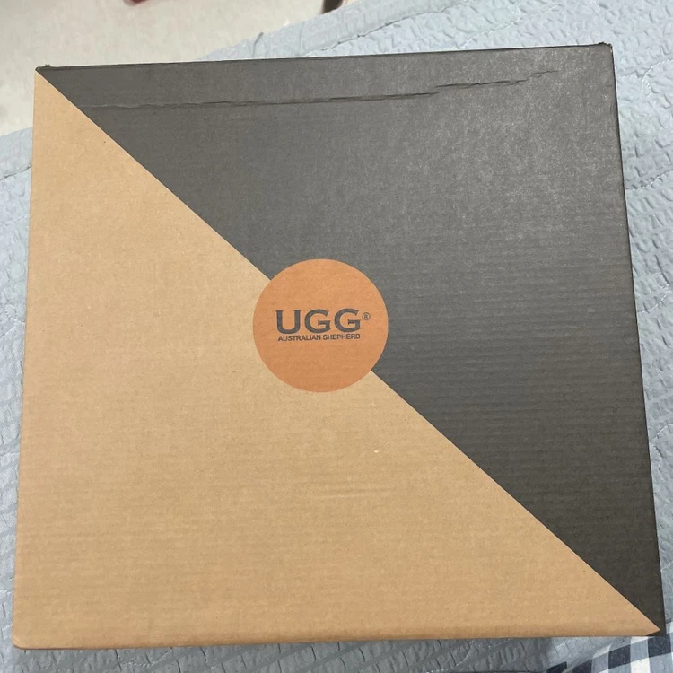 호주 ugg 슬리퍼 EU7/L6/235 새거 판매해요 이미지