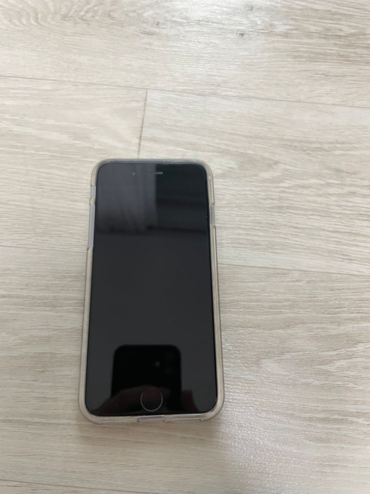 아이폰se2 64GB 이미지