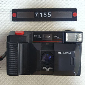 치논 35 F-2 필름카메라