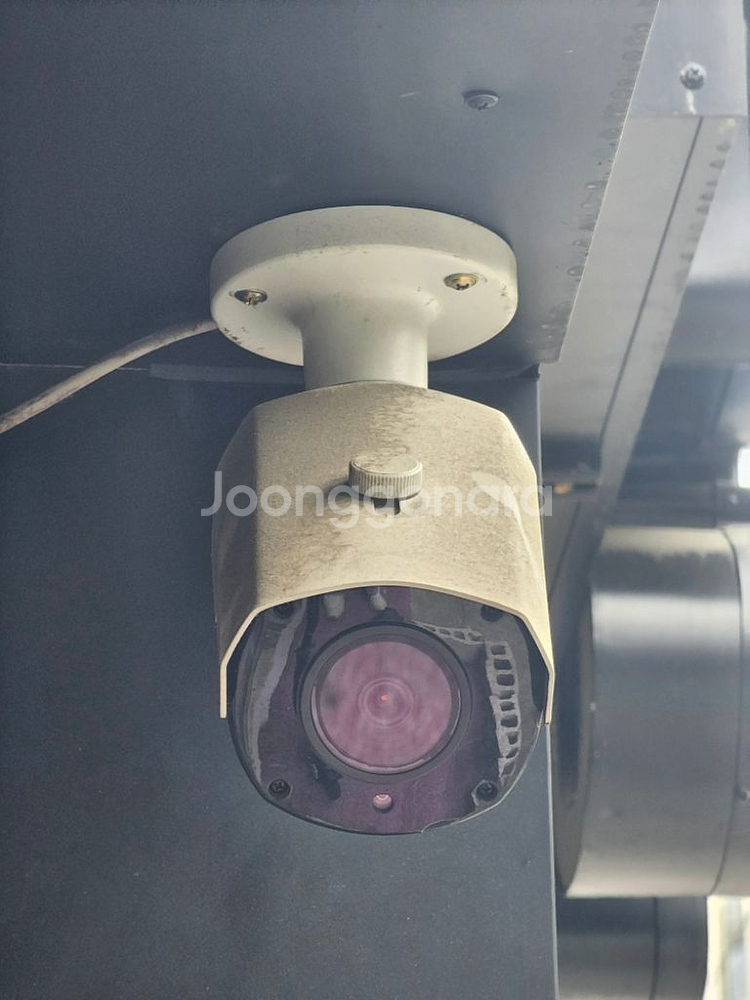 cctv .씨씨티비 실내1개 .실외1개 총2개--1