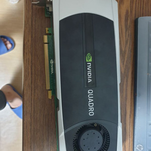 그래픽카드NVIDIA 쿼드로 5000 GDDR5 2.5