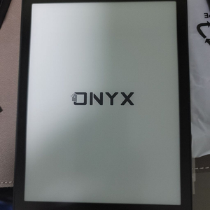 오닉스 탭8 리더기+케이스 같이 팝니다