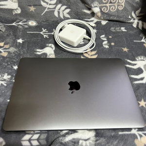 2019 맥북프로 13 512GB SpaceGrey