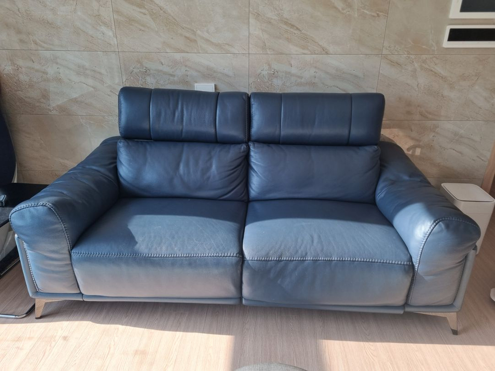 플랭크체스트 리클라이너 쇼파 판매합니다.--2