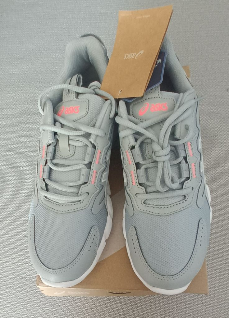 아식스젤퀀텀 그레이 250사이즈 박스채 새상품--2