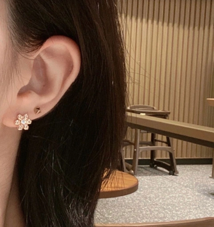 14k 꽃귀걸이 이미지