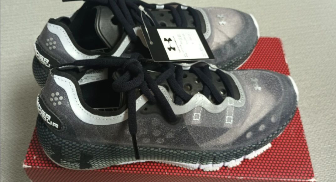 언더아머 UA HOVR 마키나 마스 225 새상품--1