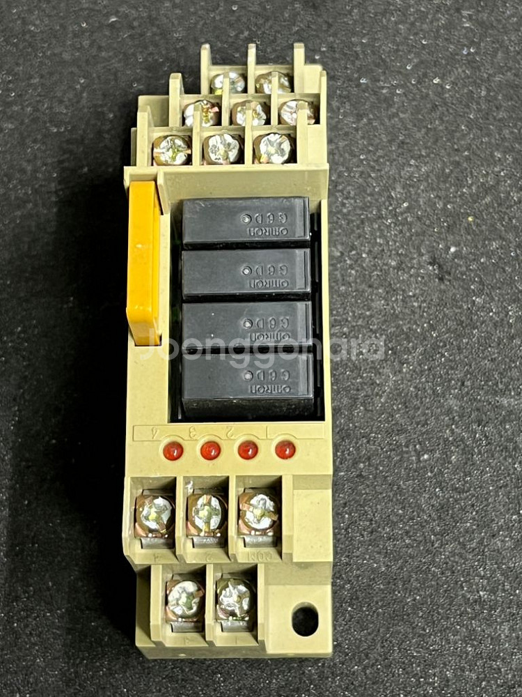OMRON G6D-4B 3개일괄--3