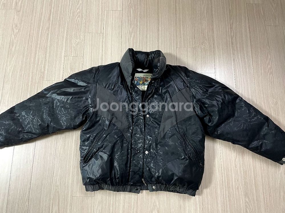몽클레르 MONCLER 희소성 디자인 블랙 패딩 점퍼--2