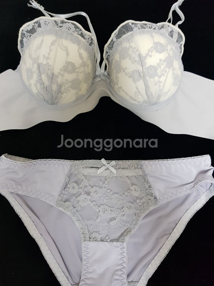 프렌치 레이스 브라 팬티 세트--1