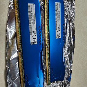 DDR4 2666V 삼성램 8G *2 팝니다