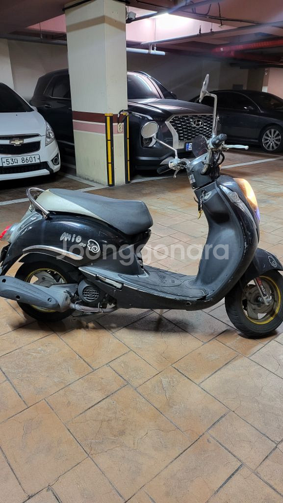 검정색 미오 100cc 스쿠터 판매--1