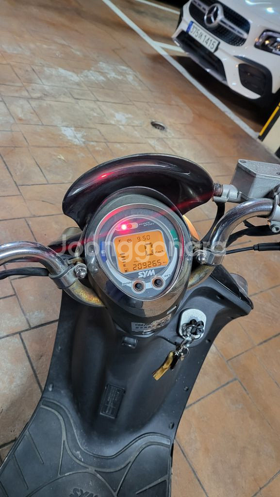 검정색 미오 100cc 스쿠터 판매--3