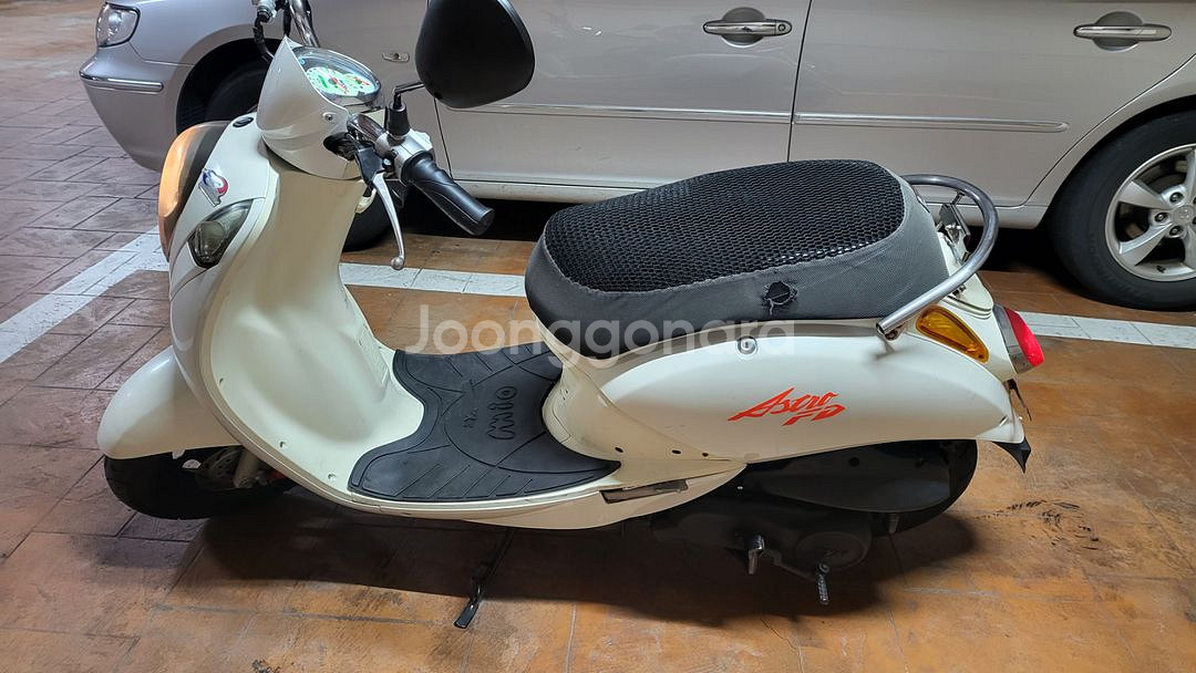 White SYM Mio 100cc 스쿠터 판매합니다--1