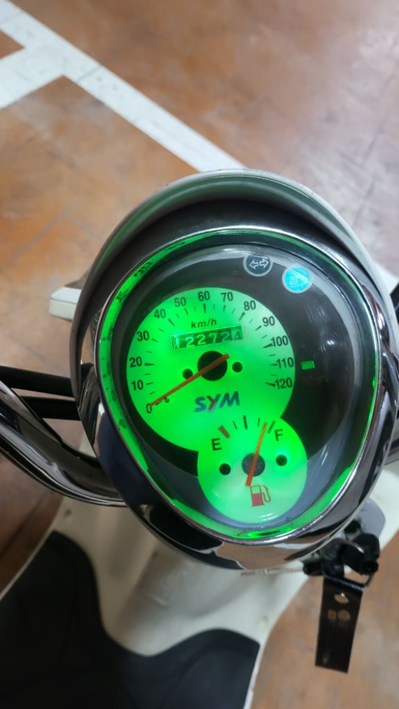 White SYM Mio 100cc 스쿠터 판매합니다 이미지