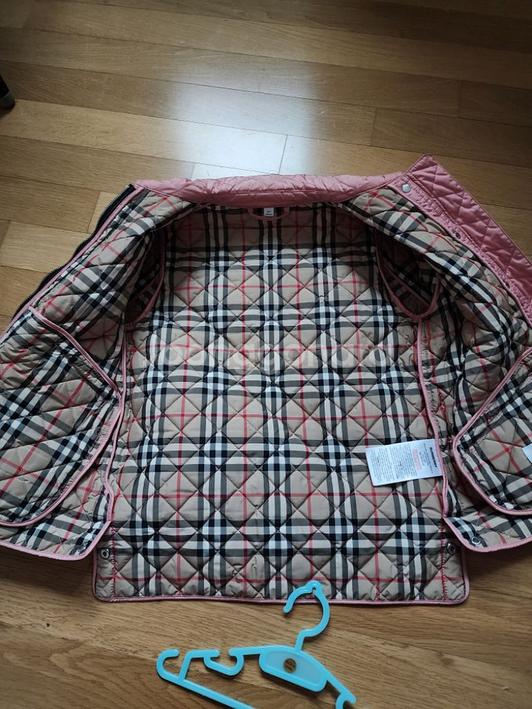 버버리키즈 퀼팅 자켓--1