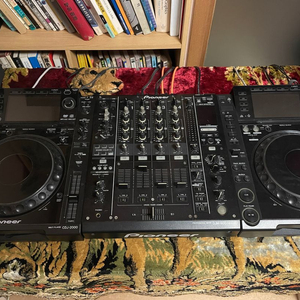 CDJ2000, DJM 900nexus, Preson