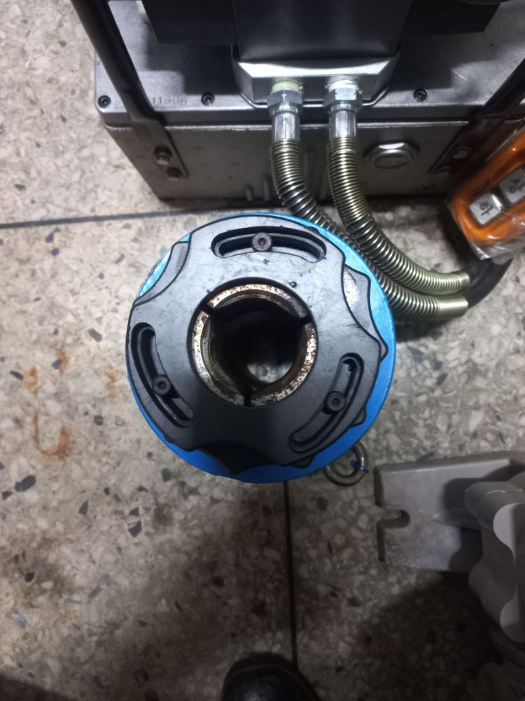 유압램 구멍램 이미지