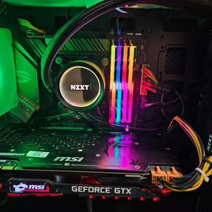 i7-10700k 1080ti 컴퓨터본체 통으로 팝니다