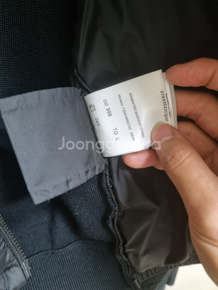 교환,판매) 21FW 몽클레어 니트패딩 L->XL--2
