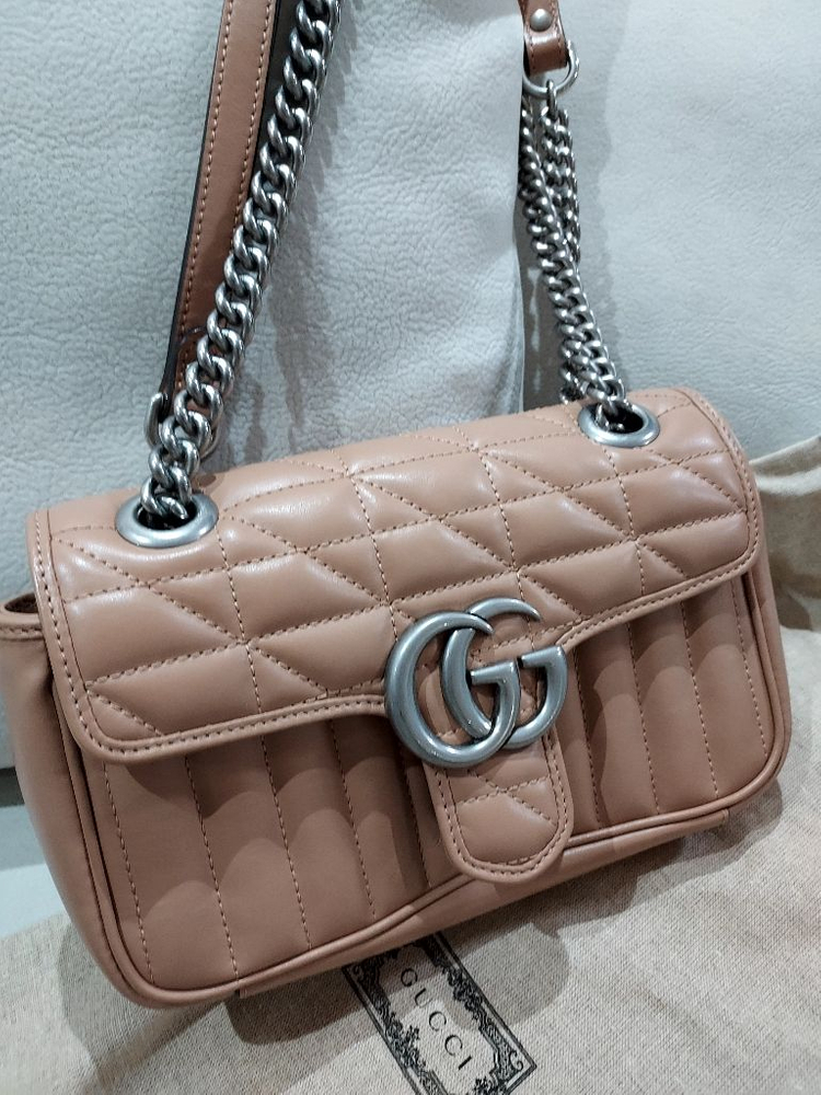 구찌 여성숄더백 GG 마몬트 미니숄더백 로즈베이지 이미지