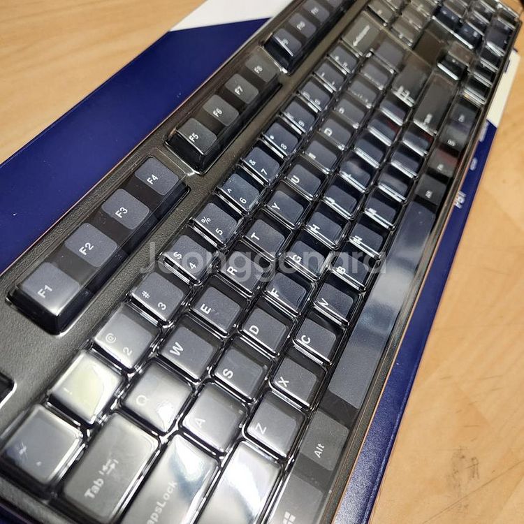 레오폴드 FC900R 블루블랙 클리어축 키보드--2