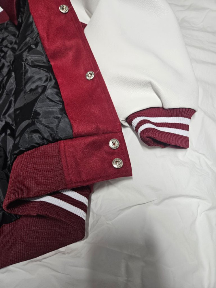 고려대 과잠(미착용) 이미지