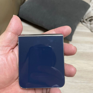 갤럭시 Z플립 4 navy 256GB 자급제폰