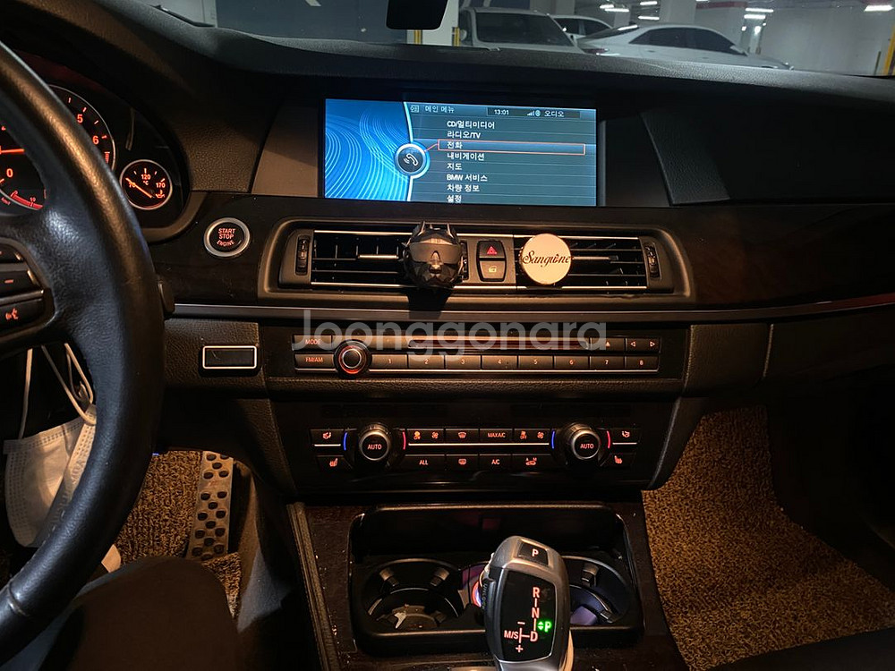 bmw 528i f10 11년식 판매합니다--6