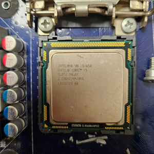 인텔 i5 650 CPU