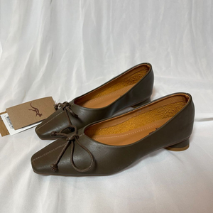 [새상품] 여성신발 230 모그어스 리본 플랫 굽2cm
