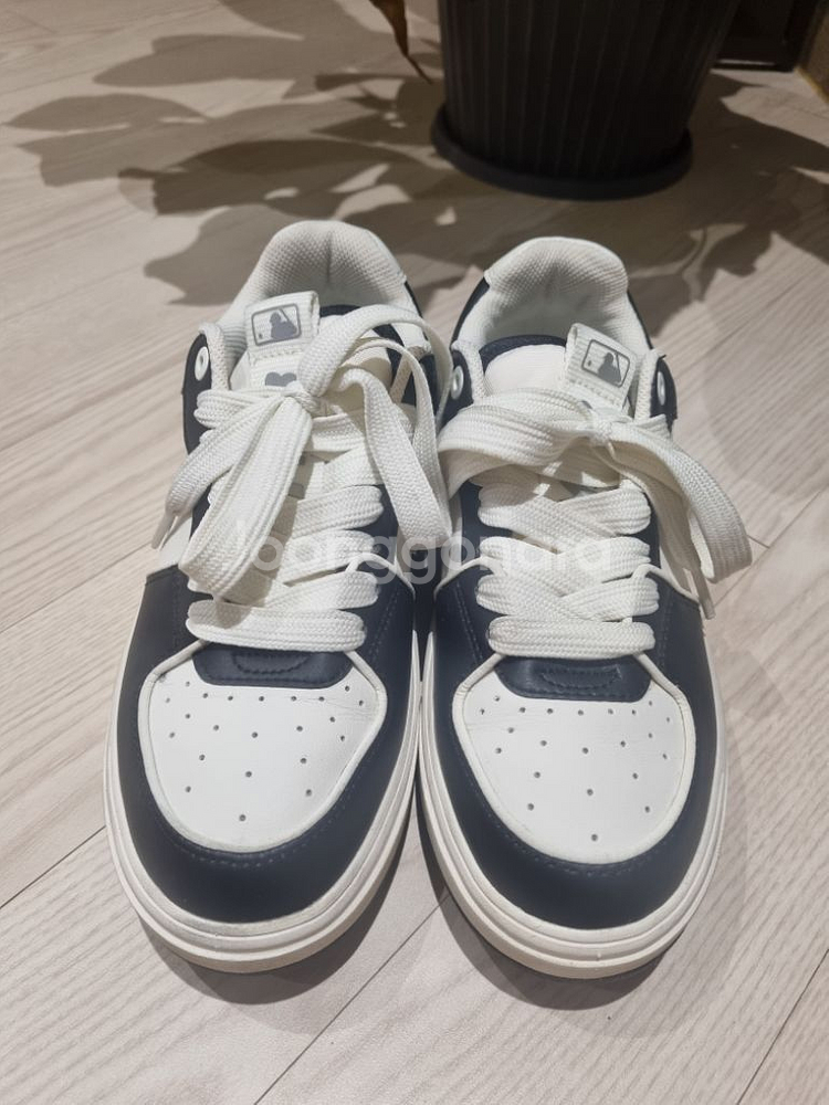 MLB 운동화 245사이즈--0