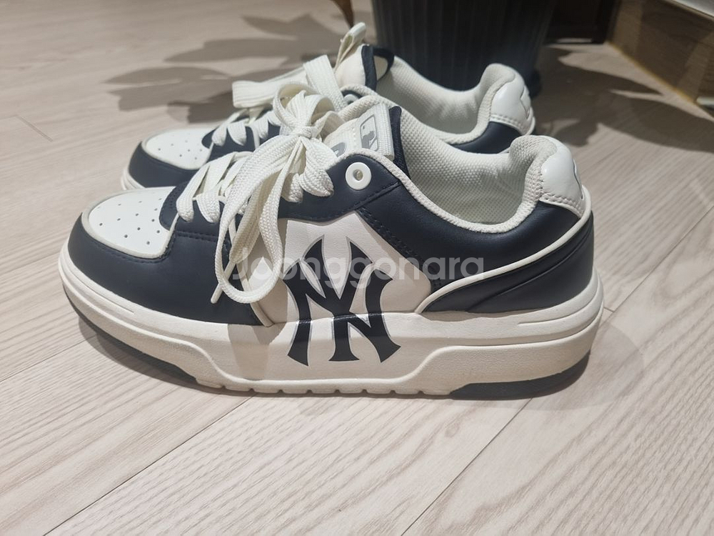 MLB 운동화 245사이즈--1