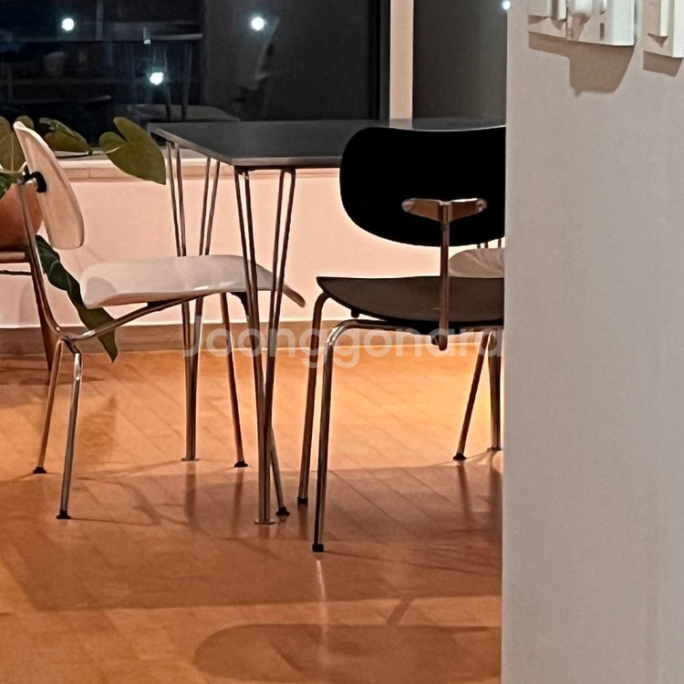 급) 와일드스피어스 se68 스태킹 체어 블랙--1